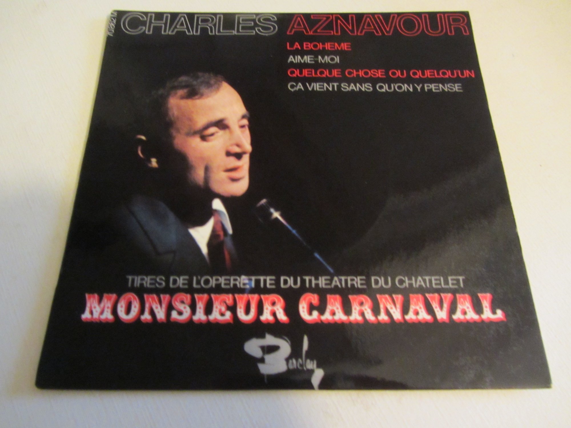 Soldes Vinyle 45 Tours Charles Aznavour : toutes les promos de l'hiver, image size:2000x1500