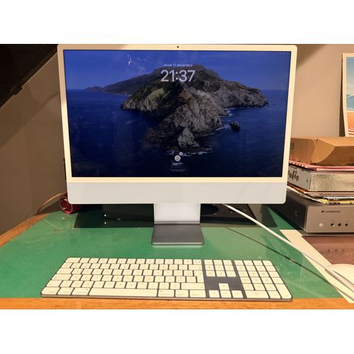 iMac 24¿ M1 ¿ 16 Go / 1 To ¿ Bleu + Magic Keyboard + Magic Mouse