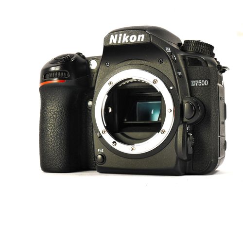 Reflex Nikon D7500 Boitier seul - 73048 Déclenchements - Top Condition - 717002