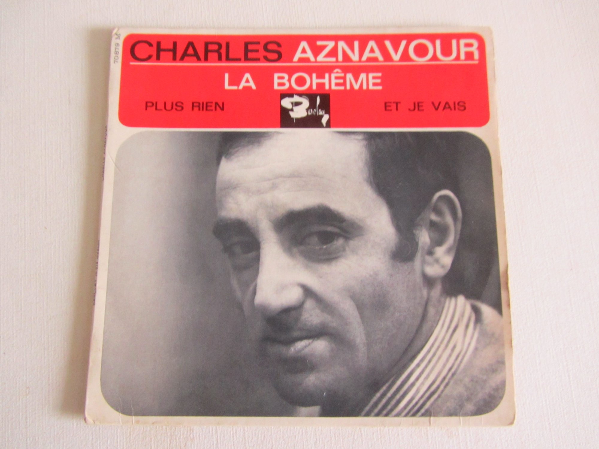 Soldes Vinyle Charles Aznavour : toutes les promos de l'hiver, image size:2000x1500