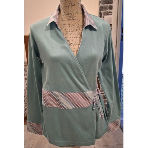 Kimono Cache-Coeur Turquoise Et À Rayures