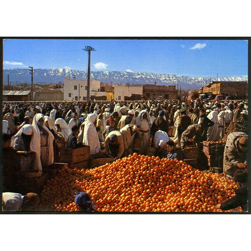 Carte Postale Maroc Typique , Jbel Aïachi Et Le Souk , 4 Octobre 1972