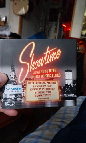 Showtime Vintage Swing Tunes And Show Stopping Songs