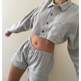 Pièce Unique Upcyclée – Ensemble Rayé Gris Crop Shirt & Shorts / One-Of-A-Kind Upcycled Striped Set (Harris Wilson)