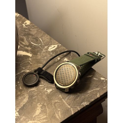 Montre Polar Grit X de première génération avec son emballage