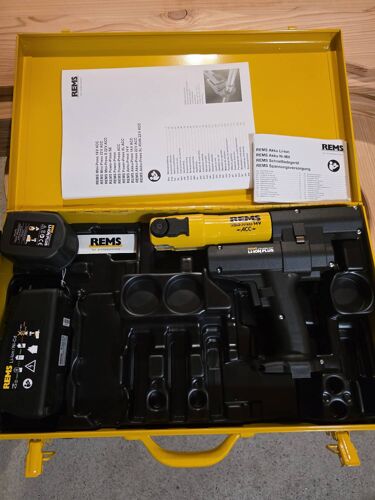 Pince Reims plomberie