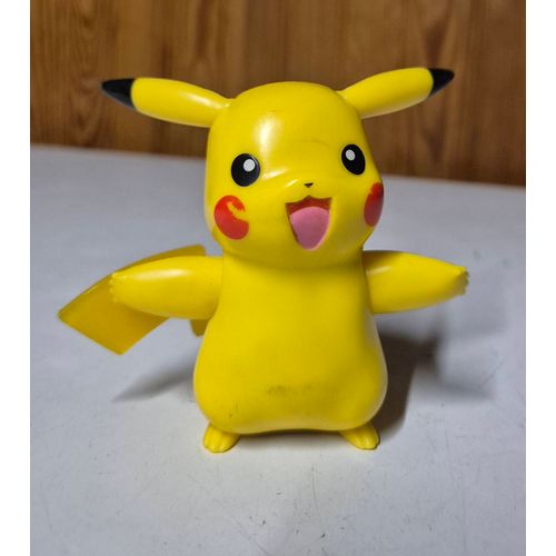 jeu interactif my partner pikachu de BANDAI figurine
