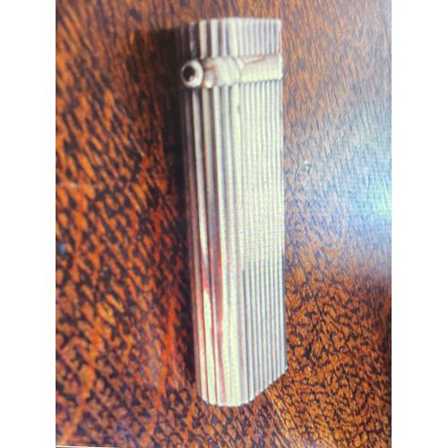 Très Beau Briquet Cartier 