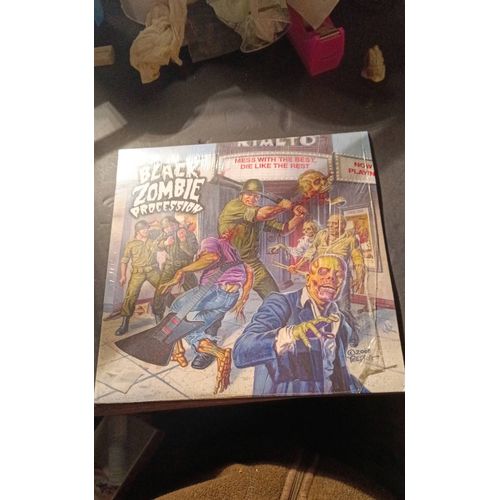Vinyle - The Black Zombies Procession - Mess With The Best , Die Like The Rest - Tirage A 500 Exemplaires - 2008 .