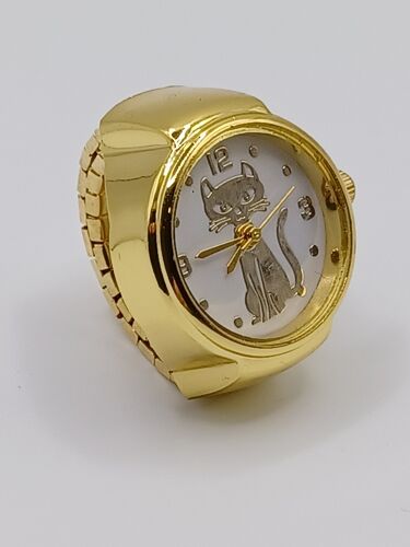 Bague Montre Metal Doré , Cadrant Rond,Fond Blanc,Motif Chat