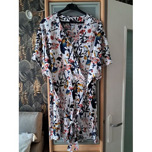 Combinaison Short Neuve Taille 50-52 Blanc Floral