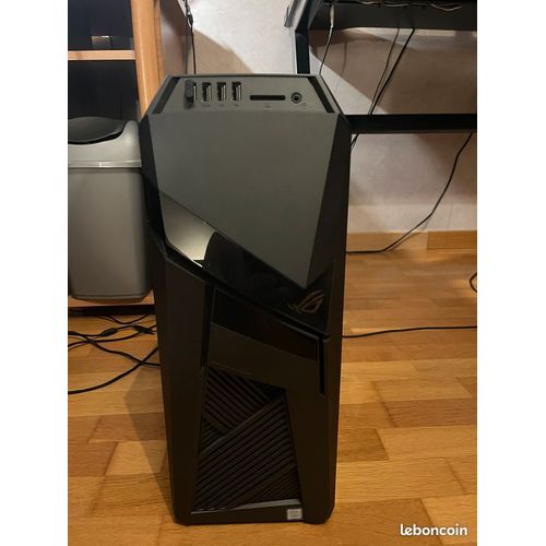 Pack PC Gamer ASUS ROG complet ¿ i7/GTX1070/16Go ¿ SSD 2To ¿ Écran 24¿¿ + clavier + Roccat Kiro