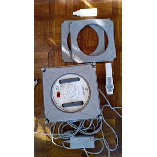 Robot nettoie- vitres