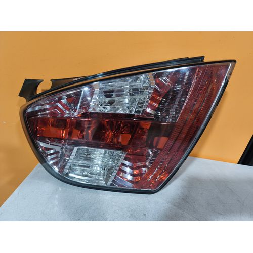 Feu Arrière Gauche Fiat Stylo Réf : 46823706