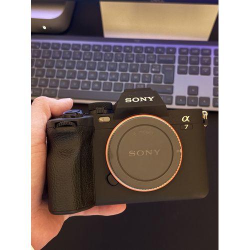 Sony A7 IV
