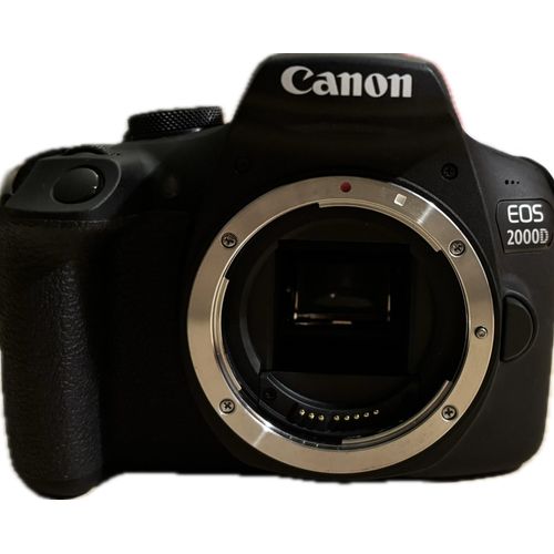 Canon EOS 2000D (EF-S 18-55 IS II)