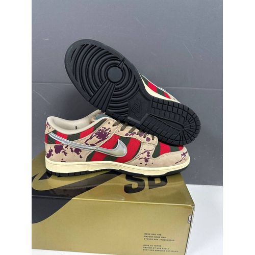 Nike Sb Dunk Freddy Kruger Taille 11