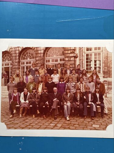 Photographie Des Élèves Du Lycée Corneille, À Rouen, Pendant L'Année 1978. 79.