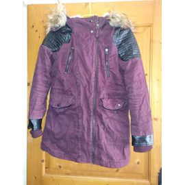 Veste Détails Simili Cuir Aux Epaules