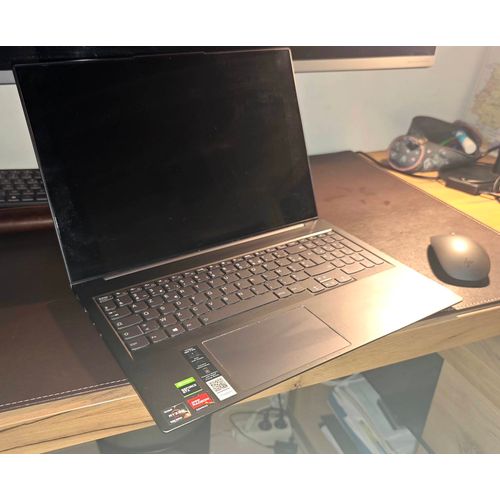 Yoga Slim 7 Pro 16ACH6 Laptop (IdeaPad)