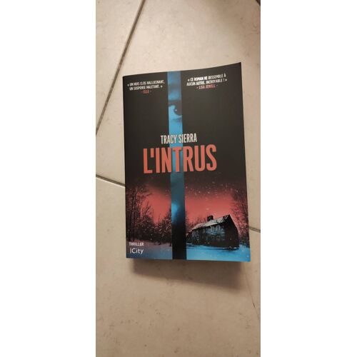 L'Intru - Tracy Sierra