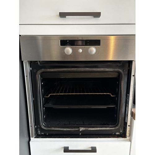 Four Whirlpool encastrable AKZ 668 IX