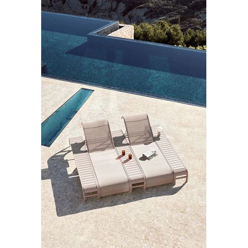 Set De 2 Chaises Longues Inclinables Et 3 Tables D'appoint En Acier Marietta Moka Brown