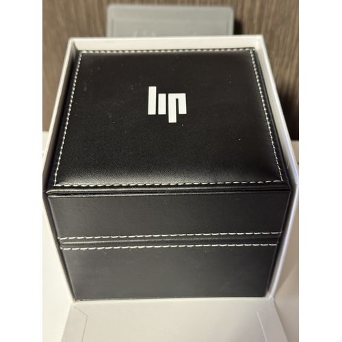 Montre Lip Mytic Titane