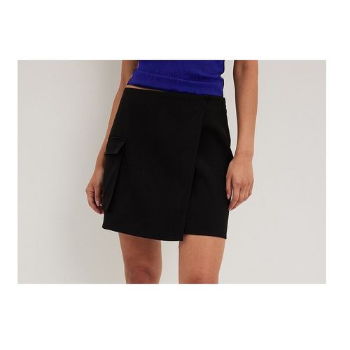 Short Jupe Portefeuille Avec 1 Poche Cargo Noire Tissu Extensible Taille M 38/40 Style Chevauchant Fermeture Éclair De Côté Trés Tendance Kiabi