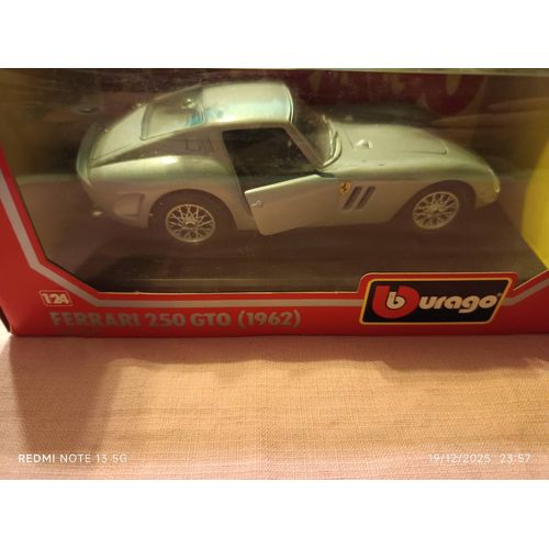 Voiture Miniature Ferrari 250 Gto Marque Burago Neuve