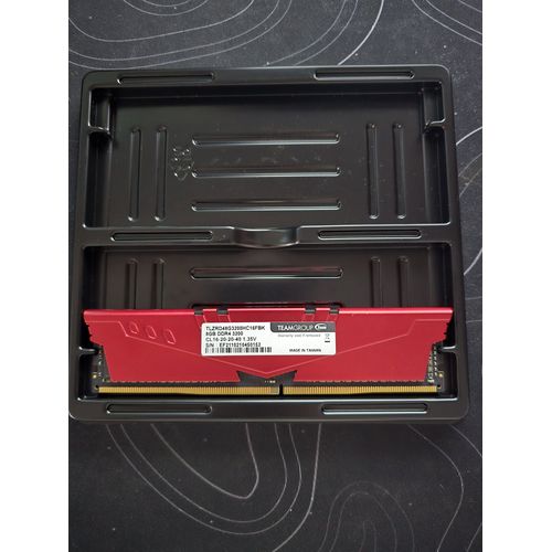 RAM T-Force VulcanZ TLZRD48G3200HC16FBK 8 GB DDR4 3200