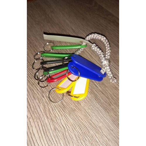 Lot 10 porte clés plastique