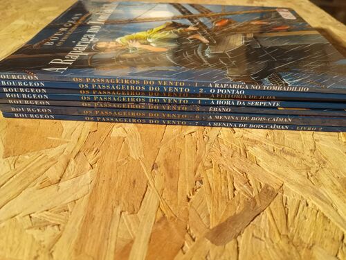 Collection Complète En Portugais En 7 Tomes Os Passageiros Do Vento Bourgeon