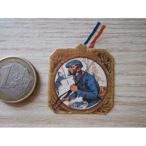 Insigne De Journée 1914-1918 - Journée Du Poilu 1915