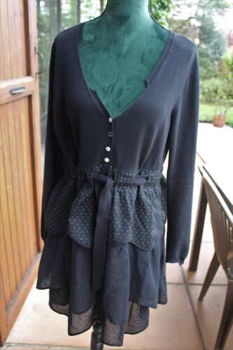 Très Jolie Robe Neuve Courte Ddp Noire .Taille:Étiquetèe: L.
