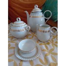 Service à café en véritable porcelaine de France - 12 tasses - parfait état - Arts de la table