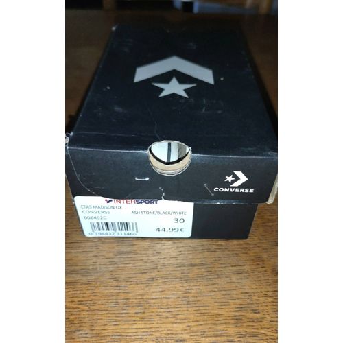 Chaussure Basse Tenis Converse Grise