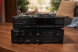 🎶 Ensemble Hi-Fi et Ampli Vintage JVC / Hitachi – Années 80/90