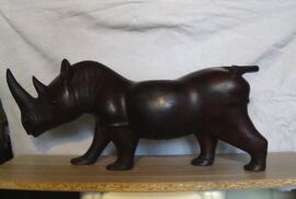 Sculpture en bois de Rhinocéros, Provenance Casamance Afrique