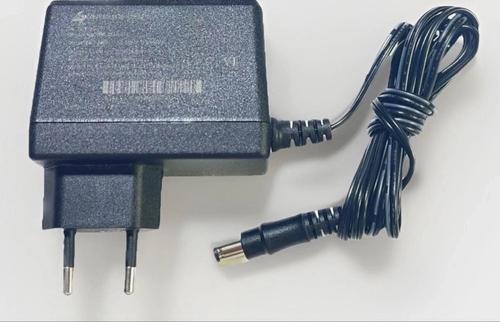 Chargeur SFR Box 8 - WA-36N12FG 12V 3A - Original - Très Bon État