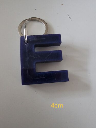 porte cles lettre E