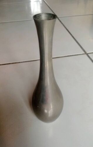 Vase en étain 18cm