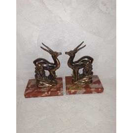 Paire de serre livres Marbre et antilopes en régule