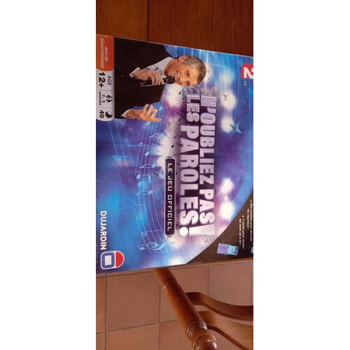 Jeu De Divertissement "N'Oubliez Pas Les Paroles".