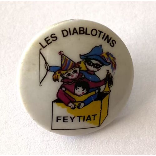 Pins Feytiat Les Diablotins / Signé Jm Porcelaine Limoges