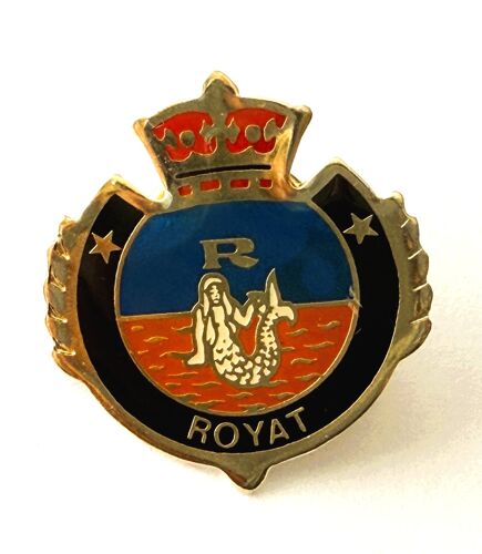 Pins Royat 63 Puy De Dôme Blason Couronne