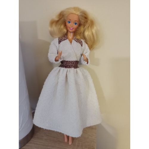 Robe Barbie