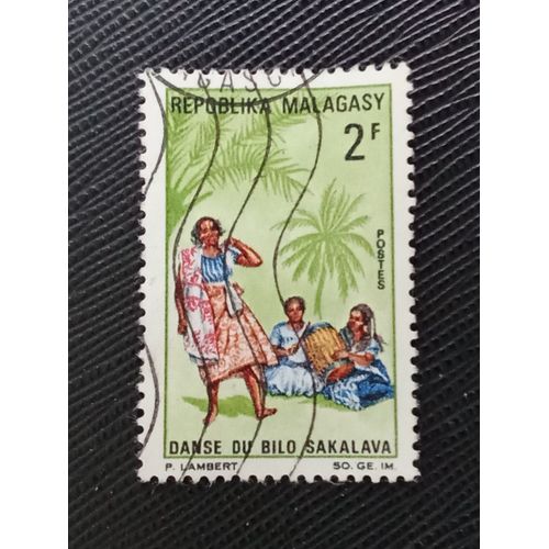 Timbre Madagascar Y T 443 Danse Des Sakalavas De Bilo 1967 (091209 )