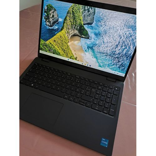 Dell latitude 3540 core i5 1335u ram 32 go 15" full HD