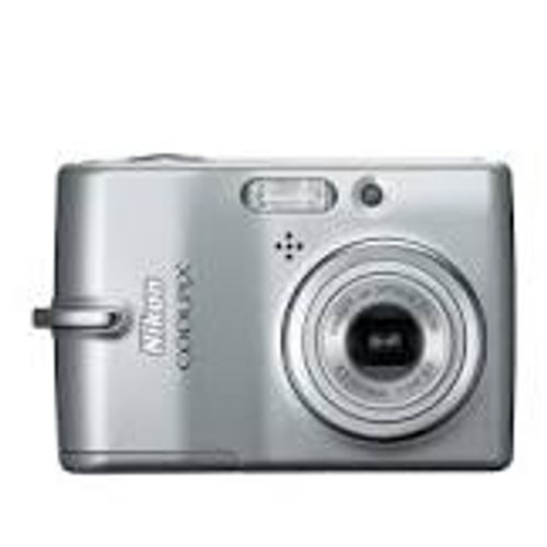 Compact Nikon Coolpix L10